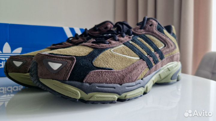 Кроссовки Adidas Originals Response Leather CL