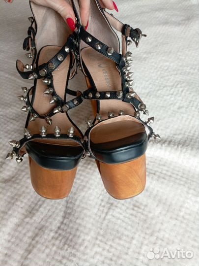 Босоножки туфли Jeffrey Campbell