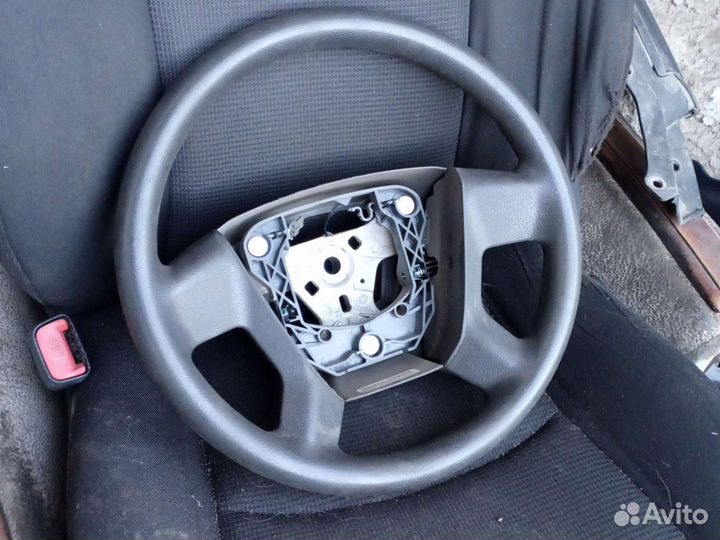 Додж Калибр руль