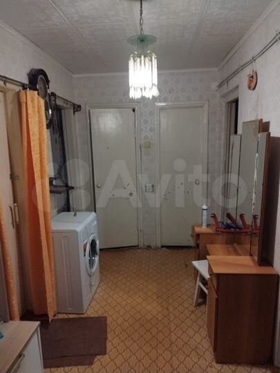 3-к. квартира, 68 м², 1/2 эт.