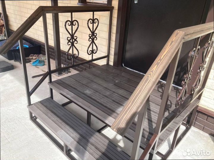 Приставное крыльцо собственное производство