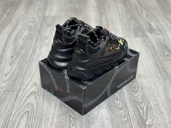 Кроссовки Versace