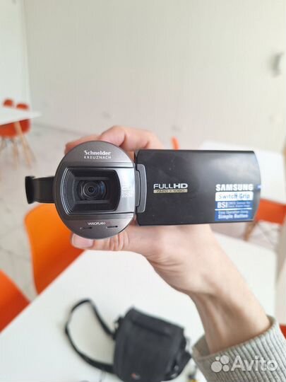 Видеокамера full hd Samsung HMX-Q10BP