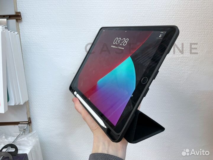 Чехол на iPad air pro 10.5 с отсеком для стилуса