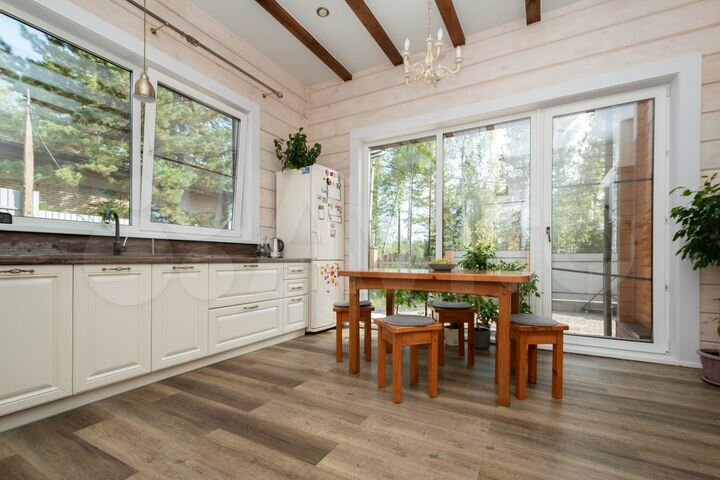 Дом 140 м² на участке 14,5 сот.