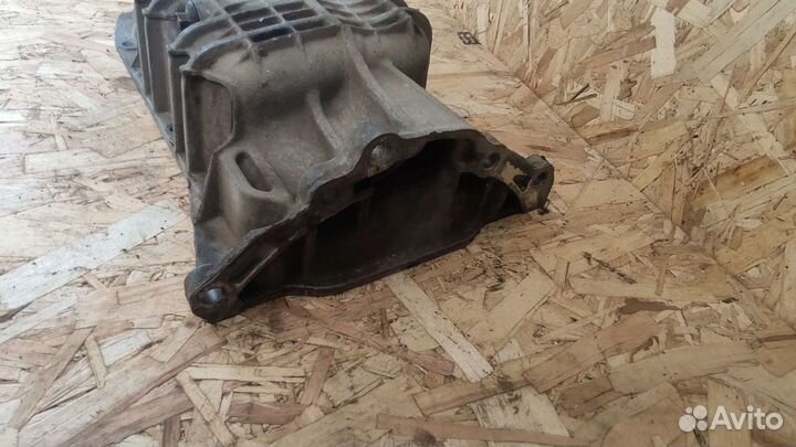 Поддон двигателя Ford Focus 2 1.4-1.6