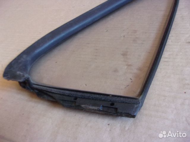 Toyota Camry V30, форточка задняя левая