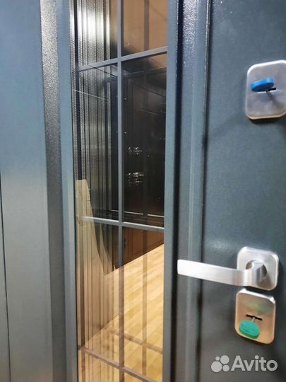 Дверь входная для дома