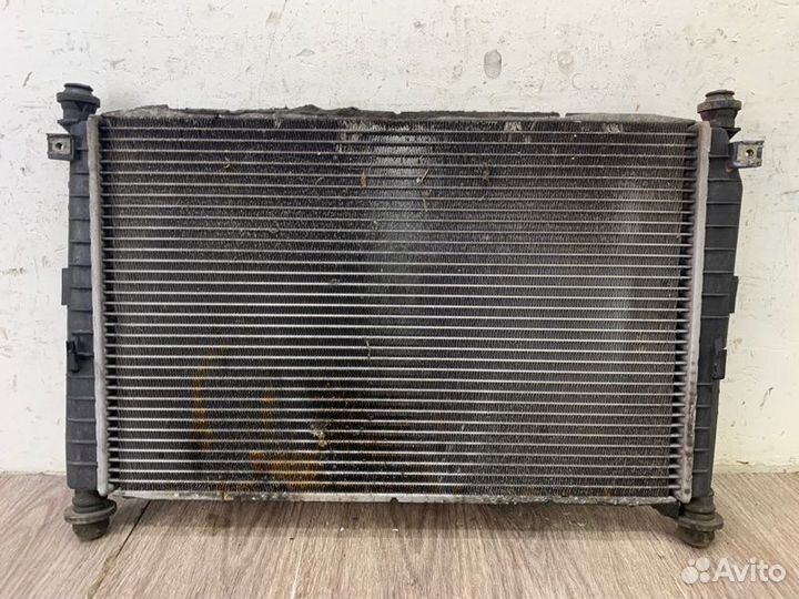 Радиатор двс Ford Mondeo cjba 2001
