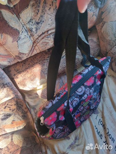 Сумка переноска для маленьких собак с карабином