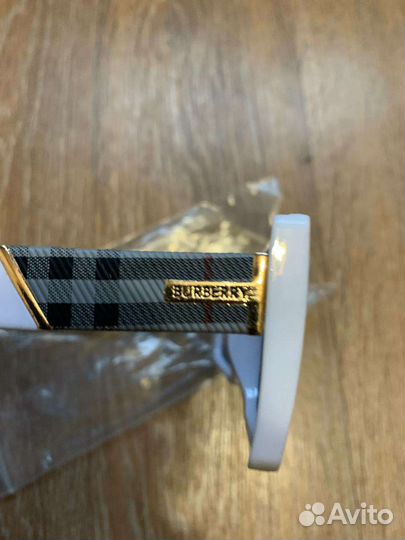 Очки солнечные фирменные