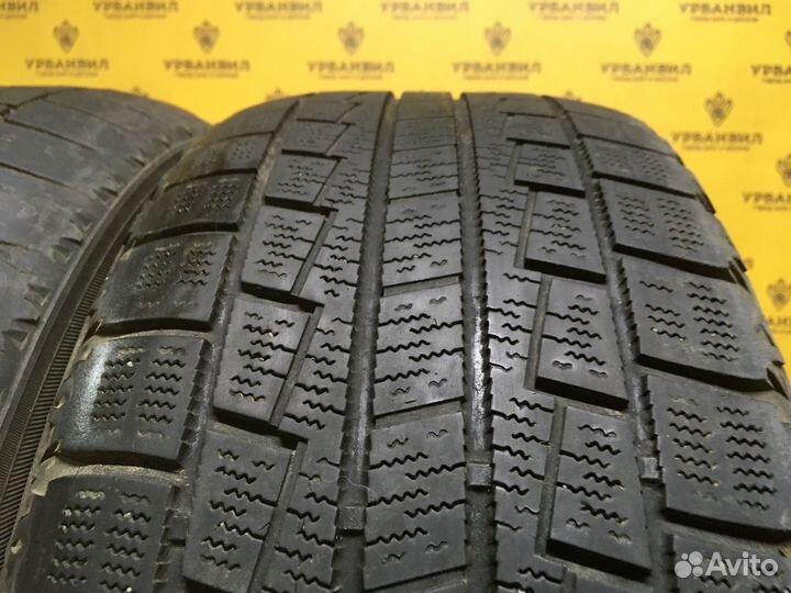Hankook Winter I'Cept iZ 2 W616 215/55 R17 98T