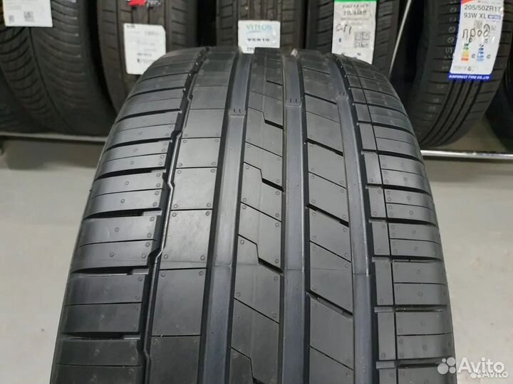 Hankook Ventus S1 Evo3 SUV K127A 295/40 R22