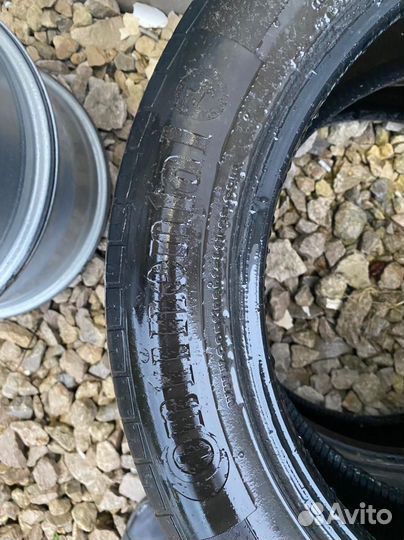 Continental ContiPremiumContact 5 215/55 R17