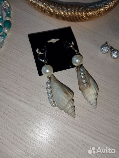 Бижутерия украшения разные