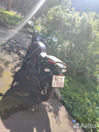 Bajaj pulsar 180