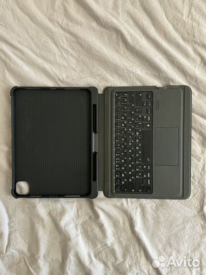 Чехол-клавиатура для айпада