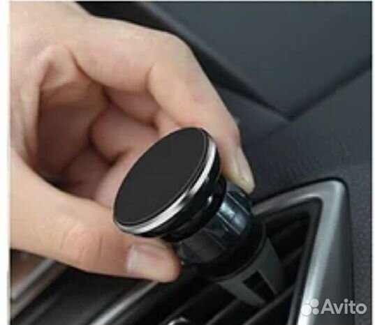 Автомобильный магнитный держатель смартфона