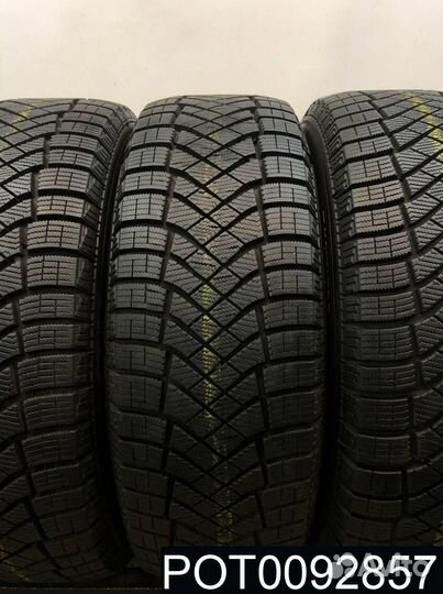 Pirelli Ice Zero FR 215/65 R16 99R