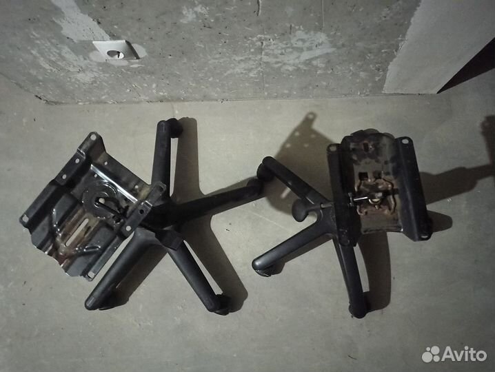 Крестовины с газлифтом