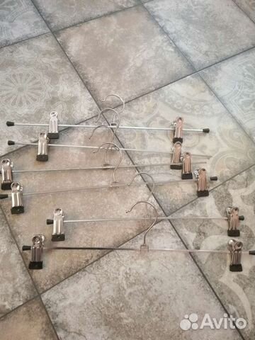 Вешалки для брюк и юбок