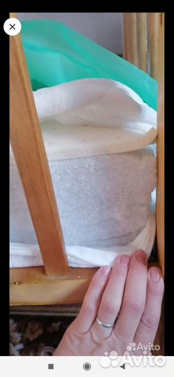 Детская кроватка маятник с матрасом