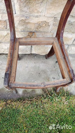 Старинный стул, дерево