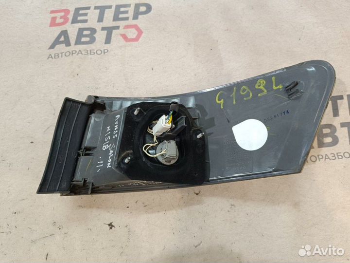 Задний левый фонарь Toyota Avensis 3 T270 Седан