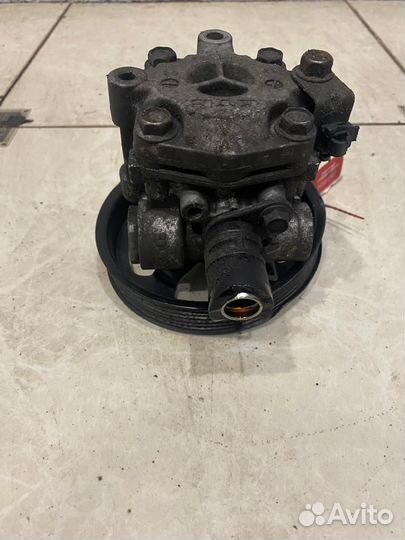 Насос гур Mitsubishi Lancer 10