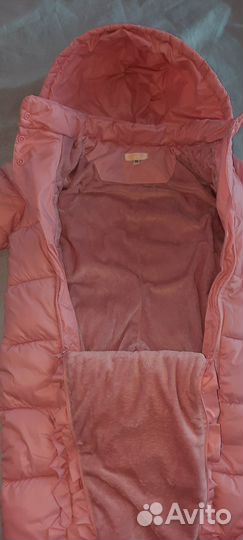 Зимний комбинезон для девочки