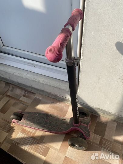 Самокат трехколесный