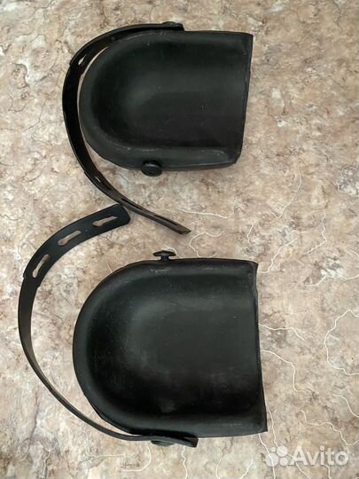 Наколенники