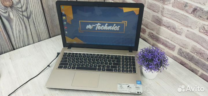 Ноутбук asus X540S SSD