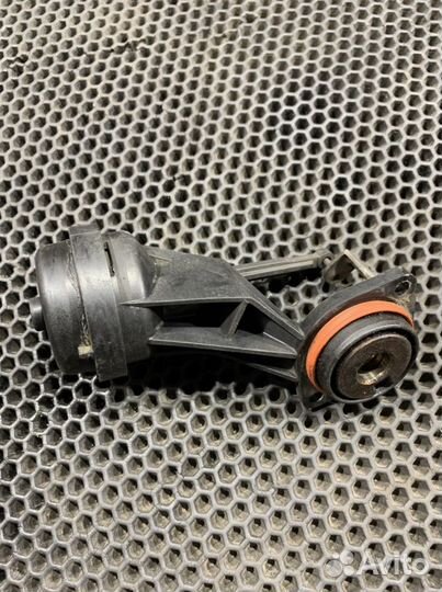 Клапан вакуумный Ауди A6 C5 2.4 Audi А6