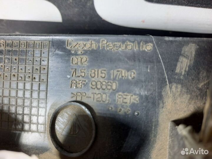 Накладка под торпедо R Porsche Cayenne