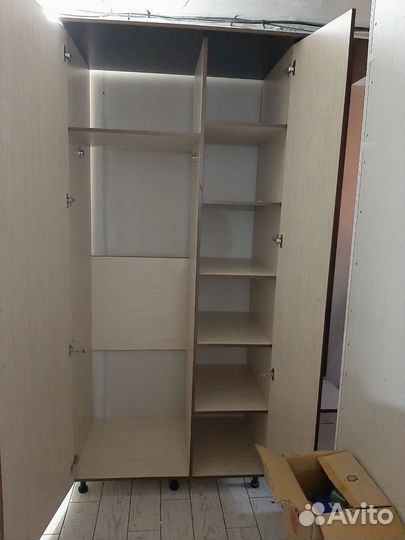 Шкаф в прихожую