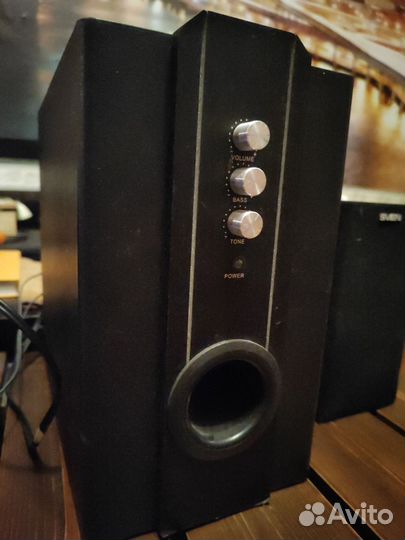 Колонки 2.1 Sven sps 820