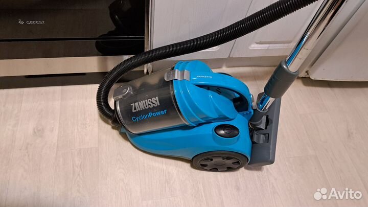 Пылесос Zanussi zan7800 2000вт