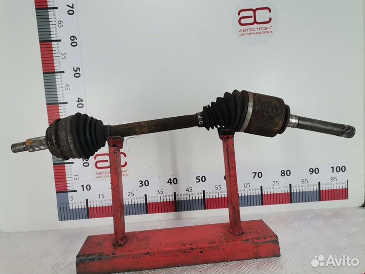 Полуось задняя (приводной вал, шрус) Land Rover 3