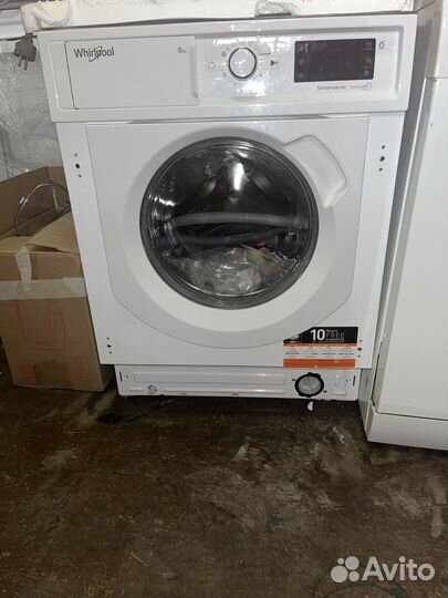 Встраиваемая стиральная машина whirlpool