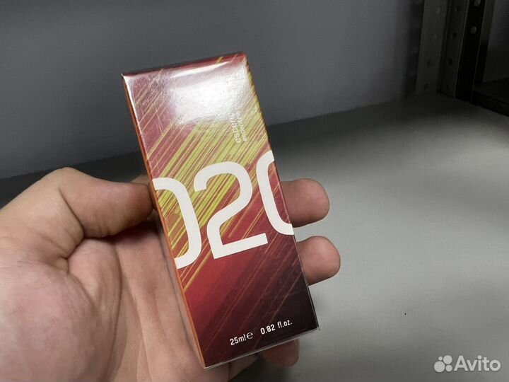 Escentric molecules 02