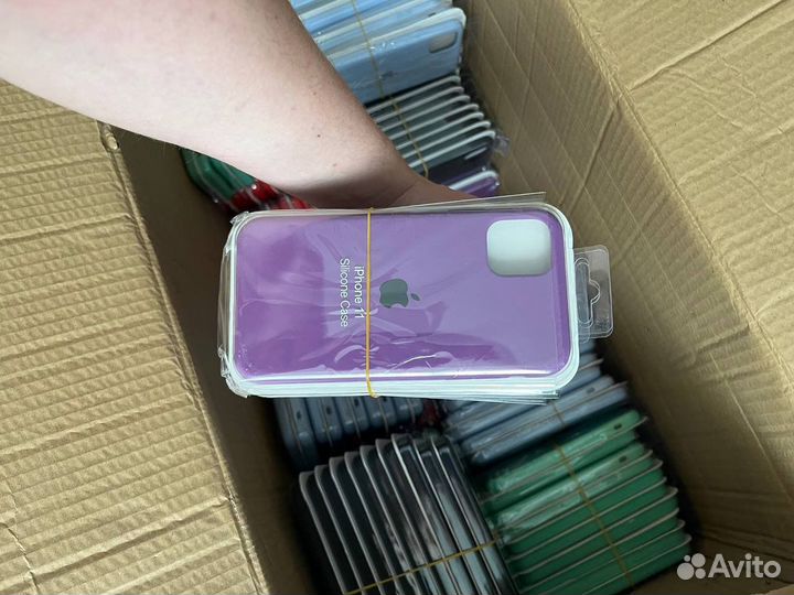 Чехлы силиконовые iPhone 11/13