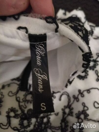 Топ из гипюра новый 42-44 размер
