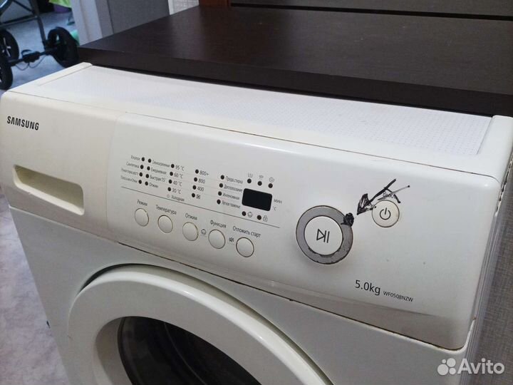 Продаю стиральную машину Samsung wf0508nzw бу