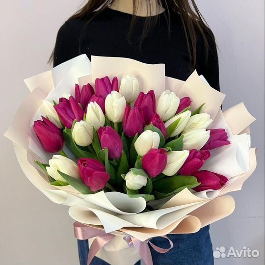 Тюльпаны к 8 марта