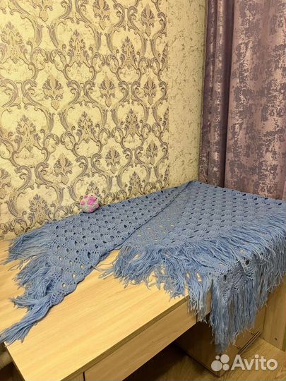 Шаль ручной работы