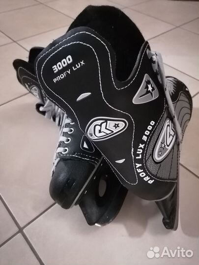 Коньки хоккейные profy LUX 3000 44 размер