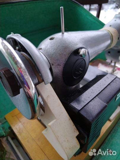 Швейная машина