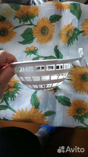 Гнездо, поилка, зеркало/жердочка для птиц