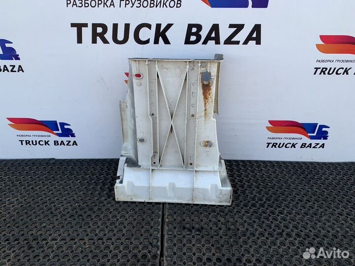 Корпус подножки левой Shaanxi Shacman